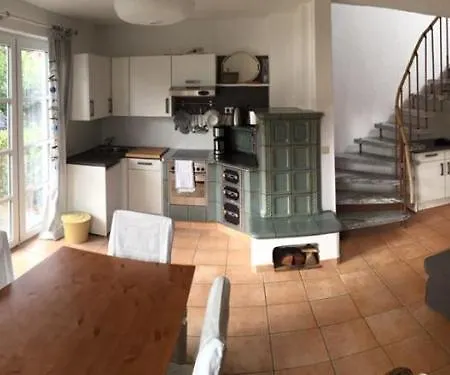 Haus Zeesenboot Lee Hiddensee