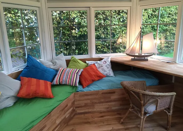 Semesterbostad Haus Zeesenboot Lee Hiddensee