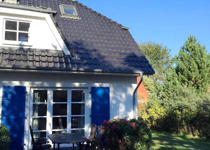 Haus Zeesenboot Lee Hiddensee